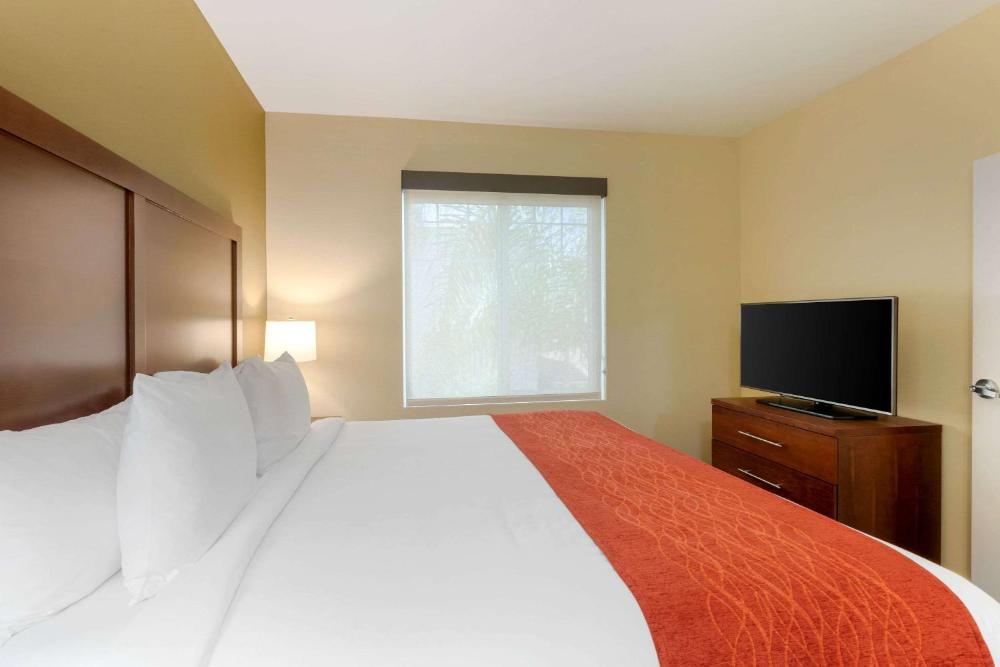Room image 3