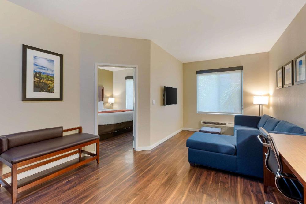 Room image 5