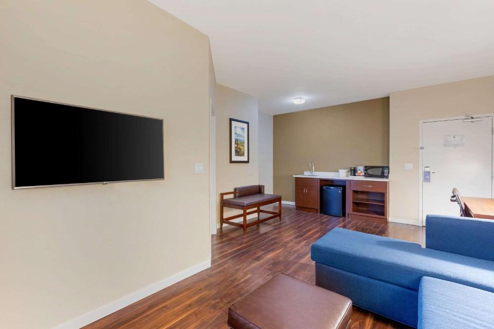 Room image 4