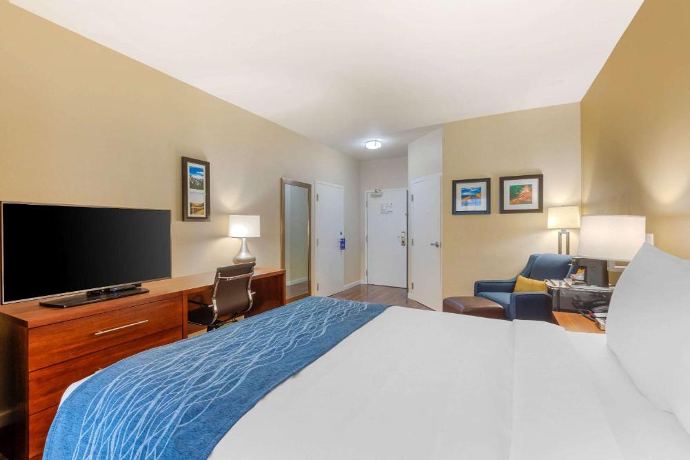 Room image 4